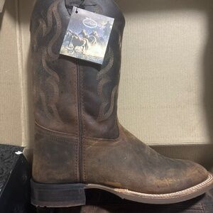 Men’s cowboy boots